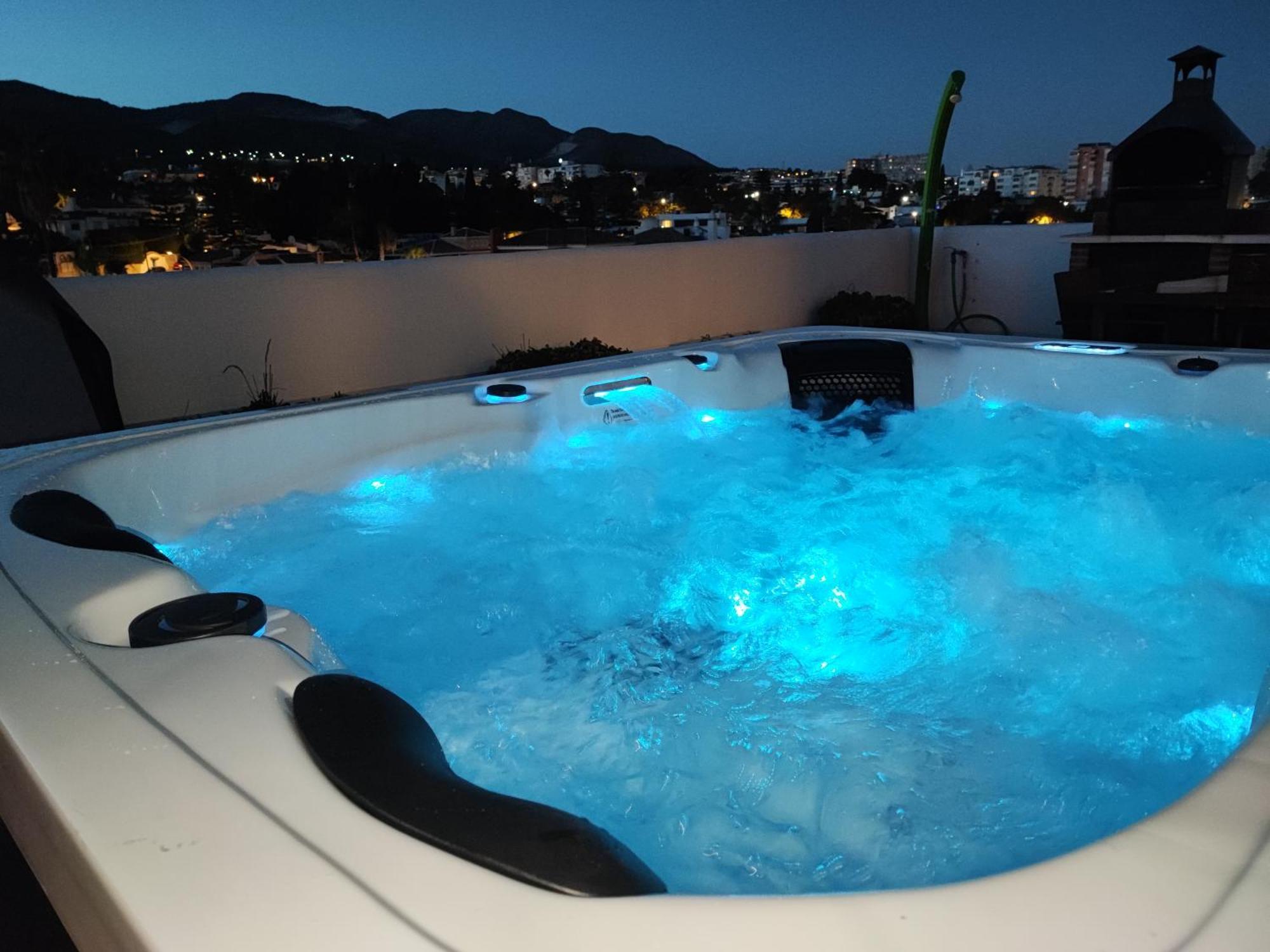 Isla De Benalmadena 1, Jacuzzi, 80M From The Sea, Ac, Bbq, Private Parking, Big Terrace Διαμέρισμα Εξωτερικό φωτογραφία